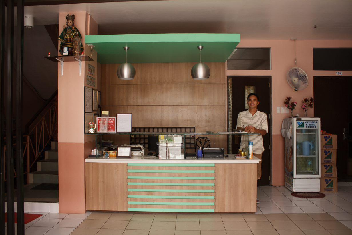 Gv Hotel - Maasin Маасин Экстерьер фото