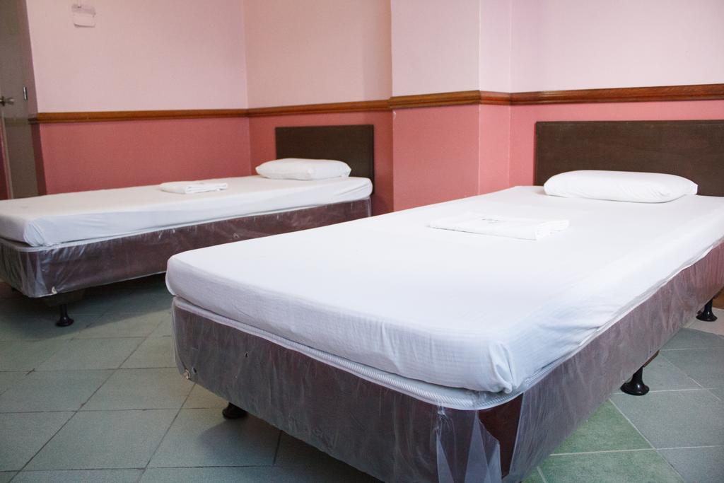 Gv Hotel - Maasin Маасин Экстерьер фото