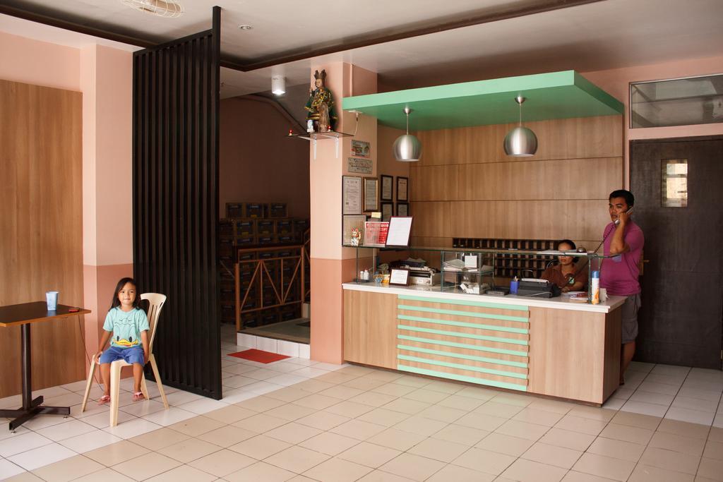 Gv Hotel - Maasin Маасин Экстерьер фото