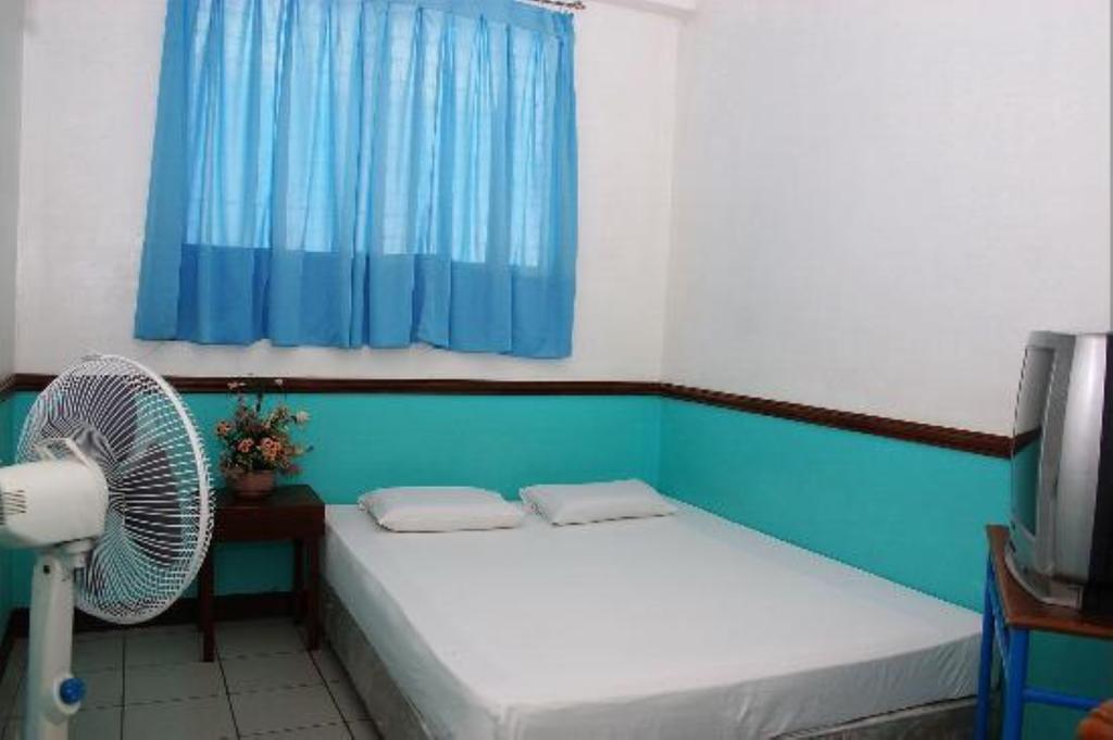 Gv Hotel - Maasin Маасин Экстерьер фото