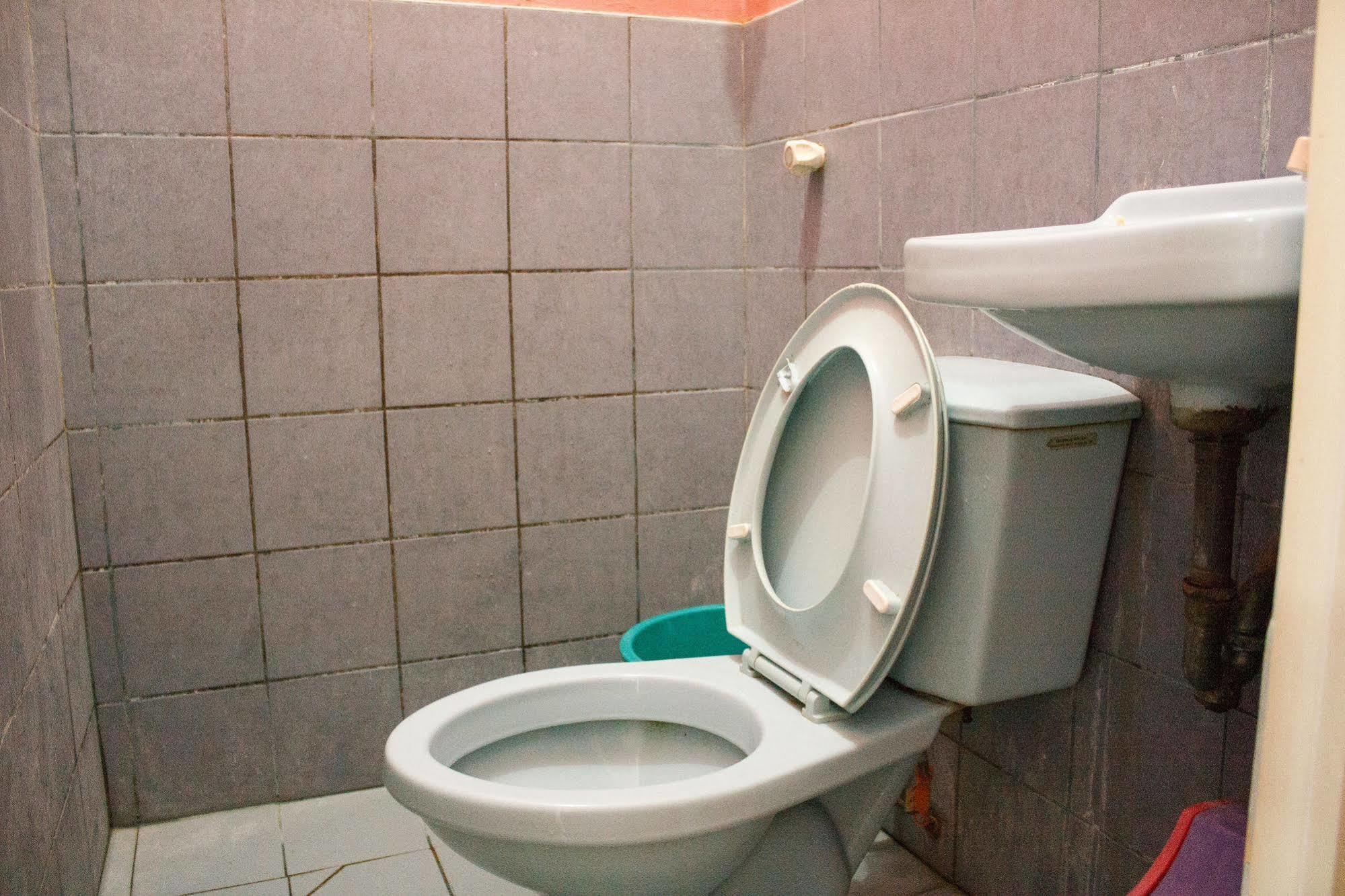Gv Hotel - Maasin Маасин Экстерьер фото